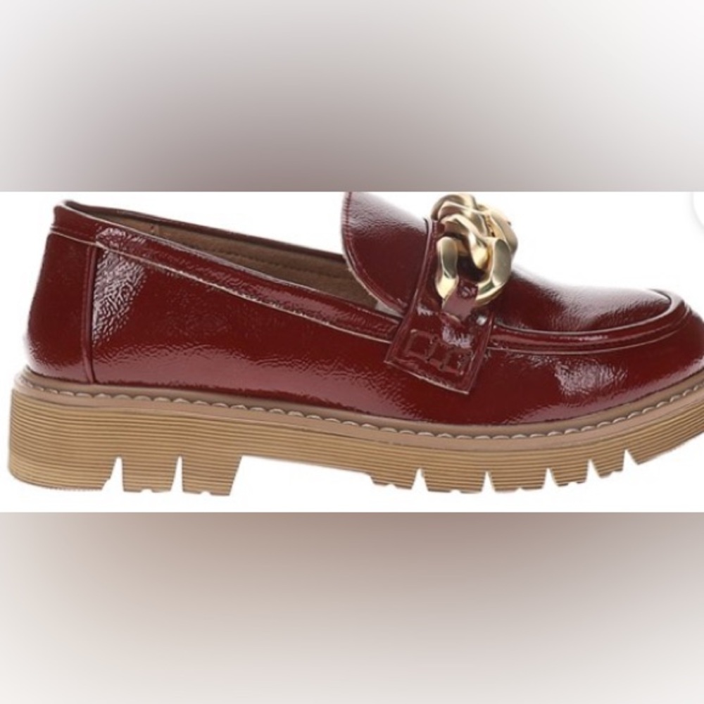 Corky’s Dark Red Patent Loafers/Gold Chain Detail/Lug Sole: Size 6 - Picture 3 of 8